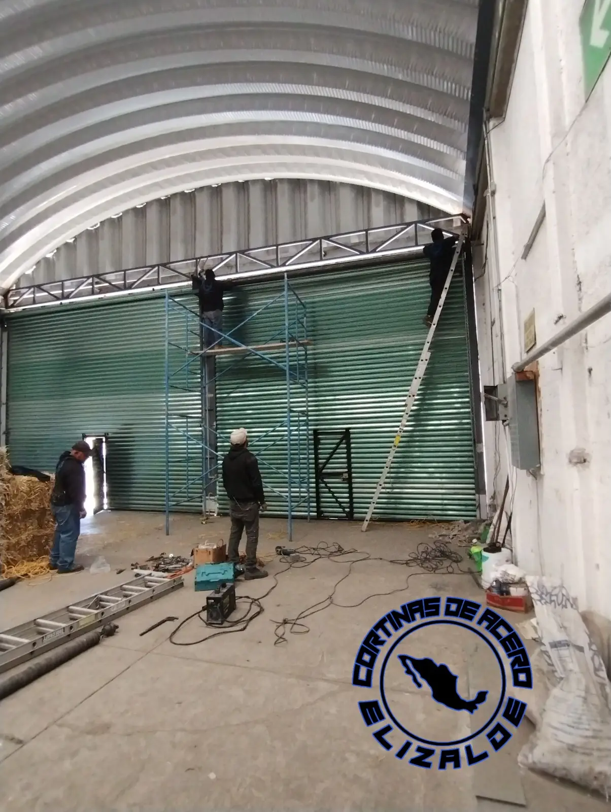 Cortinas para bodegas e industria